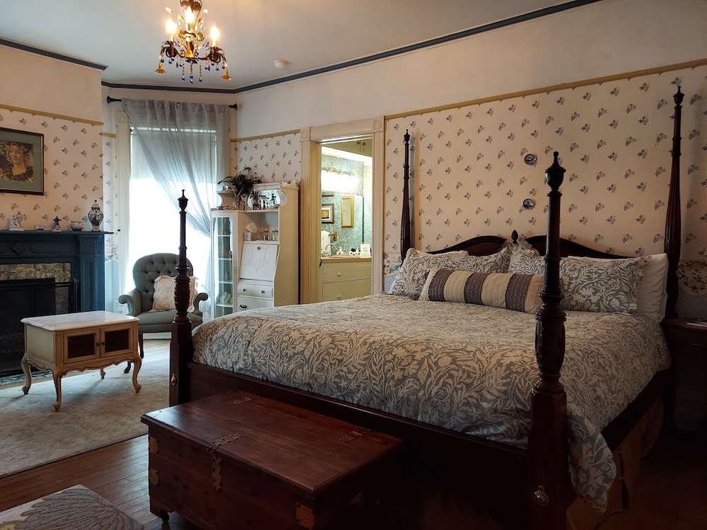 Comfort Room, 1 King Bed