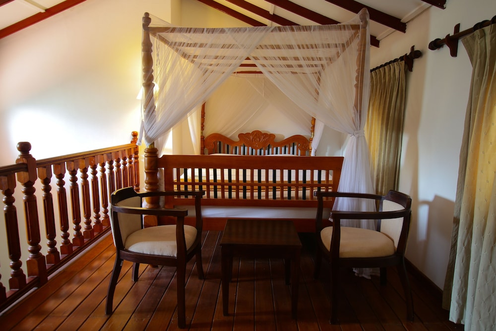 Family Duplex - Photo 15
