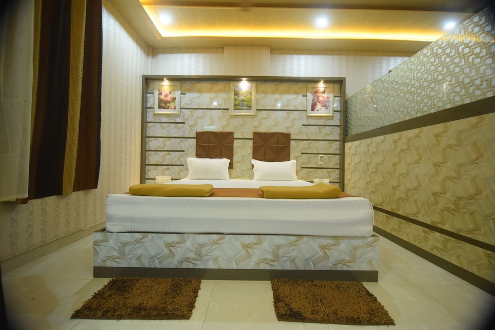Luxury Suite, City View photo 2