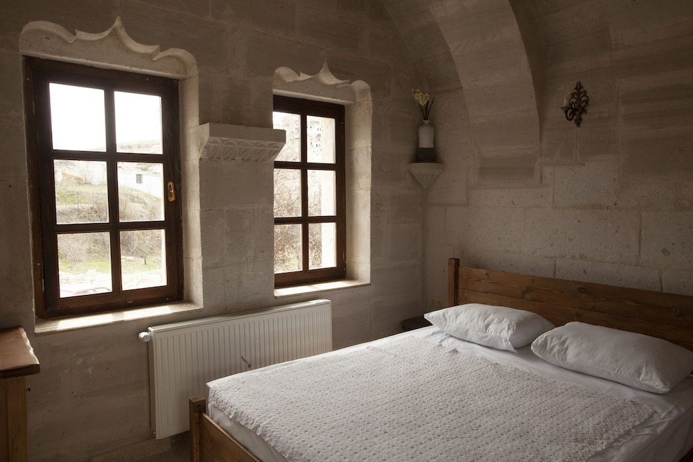 economic double room photo 3