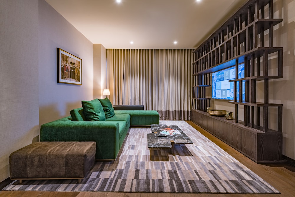 The Goldstone Suite