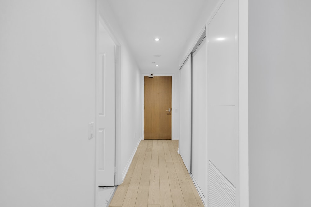 Design Suite, 3 Bedrooms, Balcony, Lake View