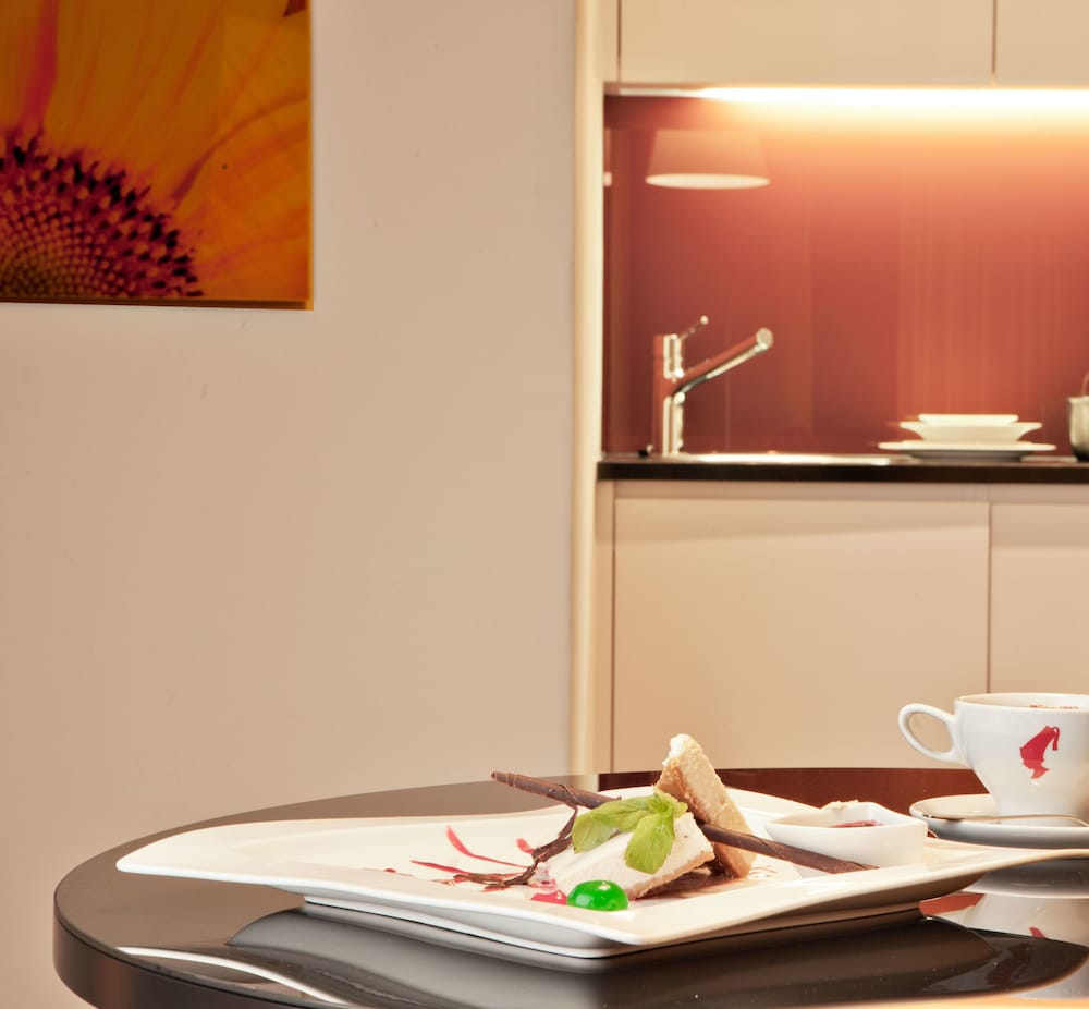 Classic Apartment - Photo 8
