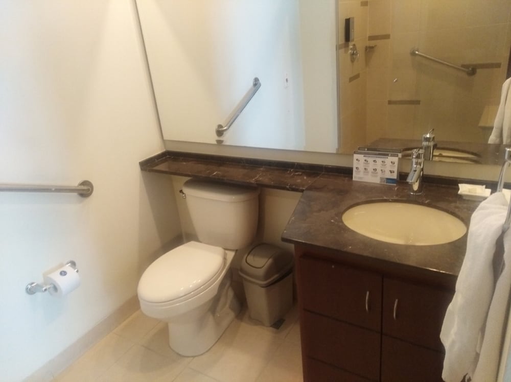 Deluxe Room, 1 Queen Bed (Junior Estelar Queen Apartment) - Photo 6