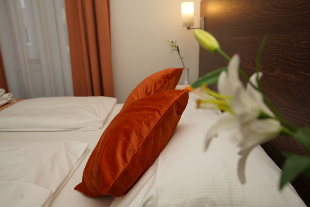 Double Room - Photo 2