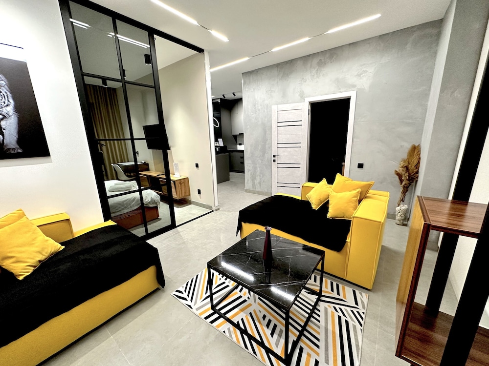 Luxury Condo photo 1