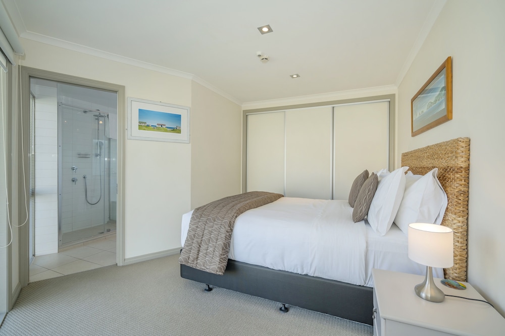 Family Apartment, 3 Bedrooms, Ground Floor