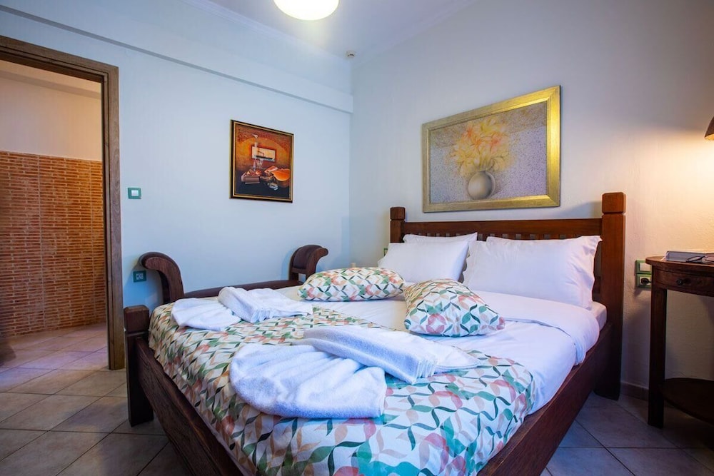 Family Apartment, 2 Bedrooms photo 3