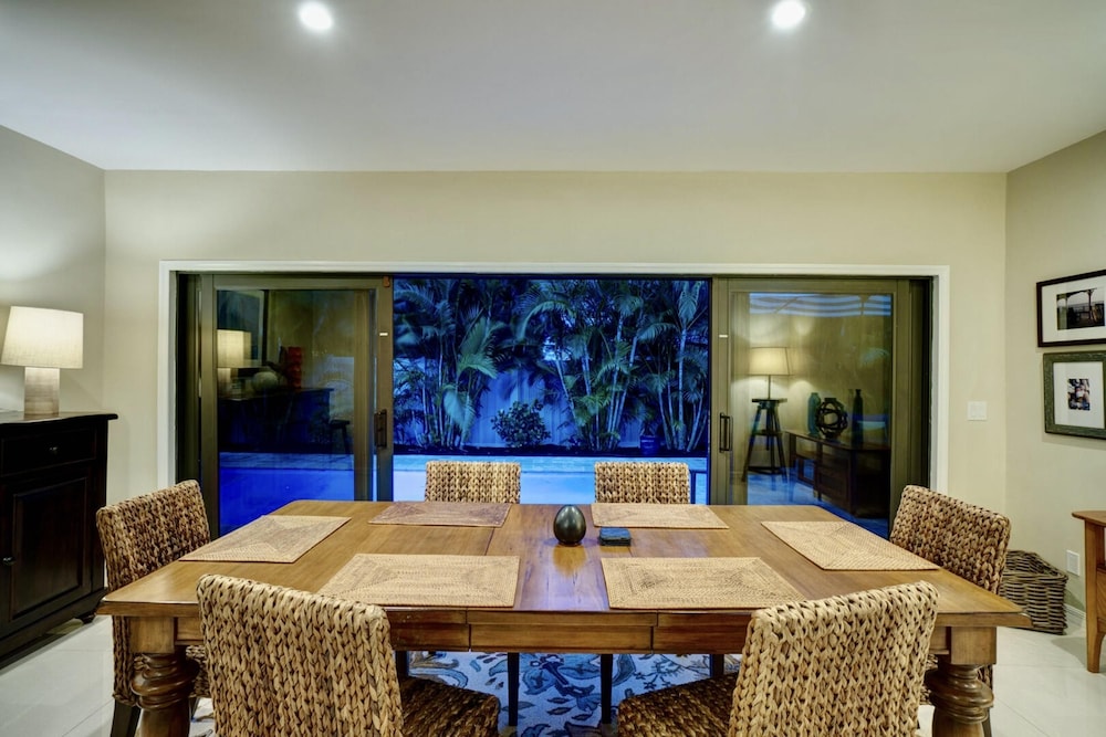 Relax in Luxury - 3 Bed 2 Bath Oasis With Pool, Foto 19