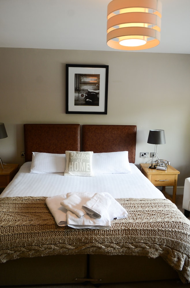 Perriswood - All Dog Friendly