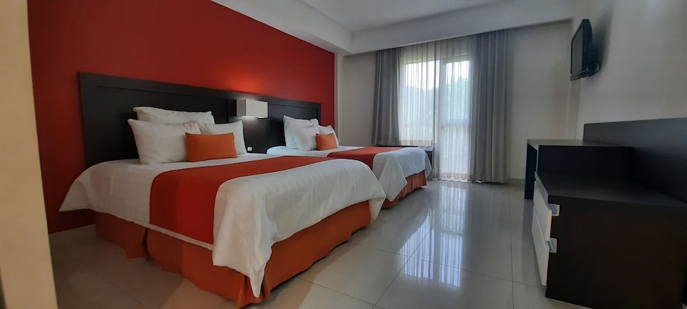 Standard Room, 2 Double Beds photo 3
