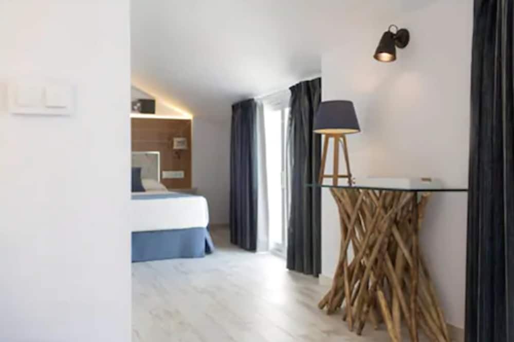 Superior Double Room, Terrace, Mountain View - Photo 1