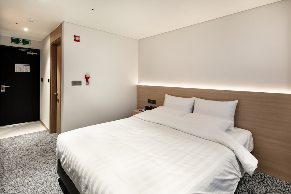 Standard Double Room photo 2