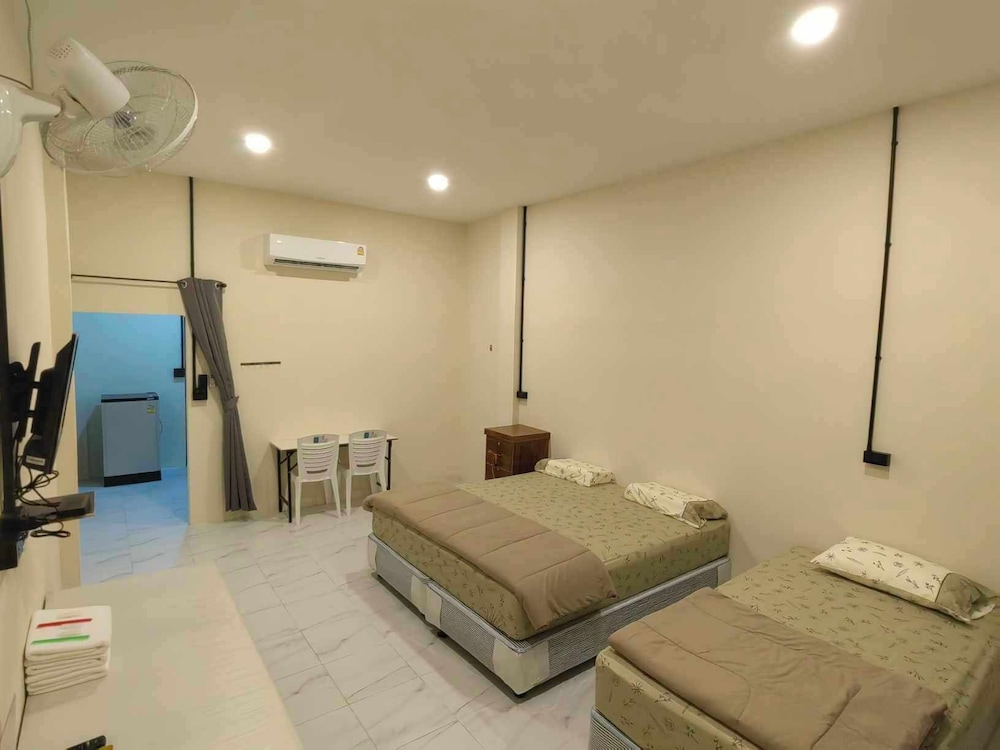 Family Triple Room photo 2