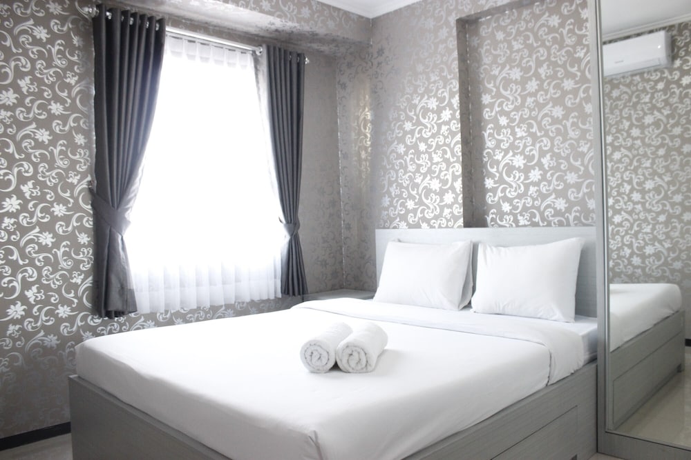 Room - Photo 9