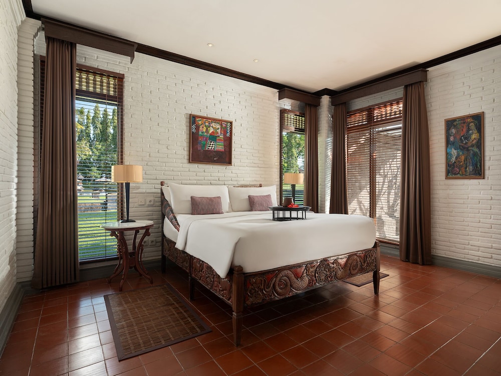 Two Bedroom Family Pool Villa with Club Benefits - Photo 7