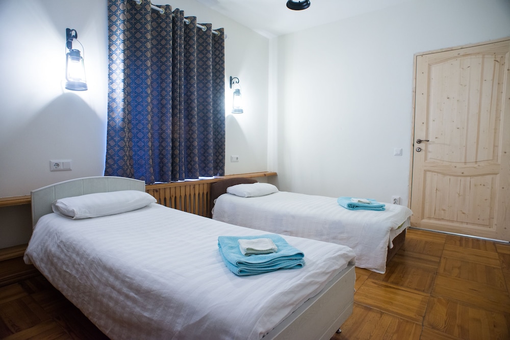 Deluxe Twin Room photo 1