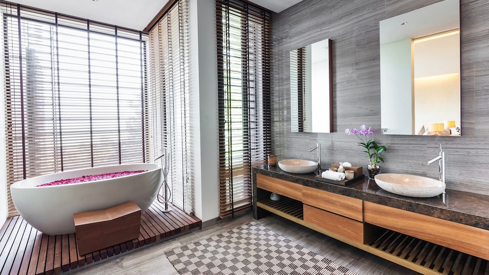 Luxury Villa photo 3