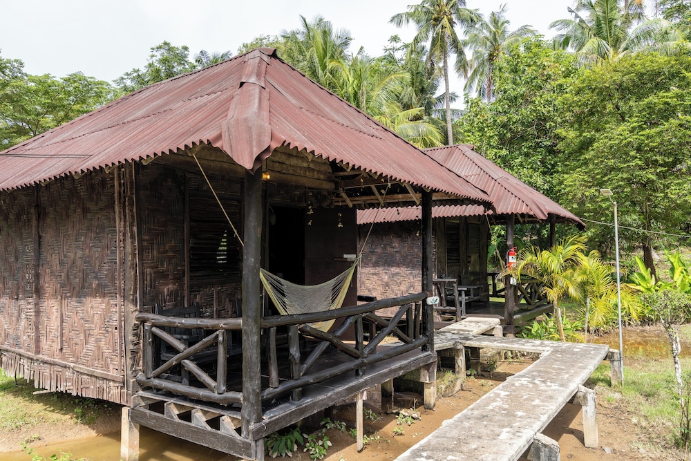 Standard Fan Bungalow - Double Bed photo 3
