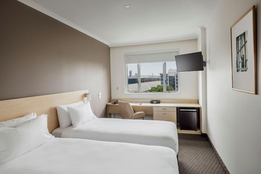 Standard Room, 2 Twin Beds - Photo 1