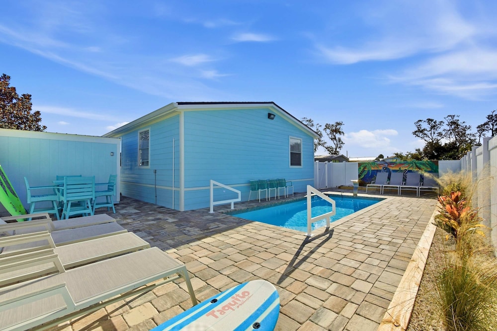 4BR Coastal Pool Cottage Golf Cart Kayaks, Photo 36