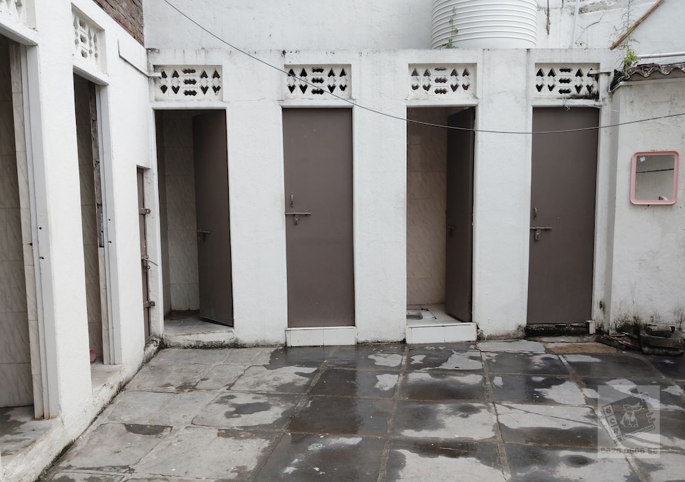 Basic Shared Dormitory photo 2