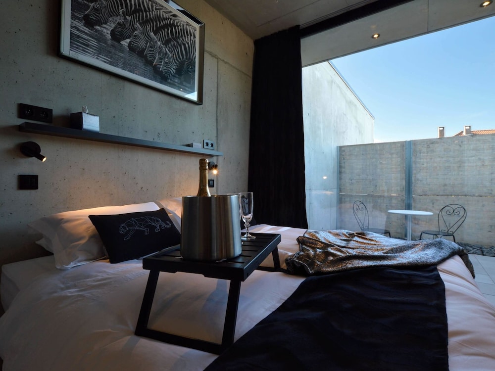 Villa photo 3