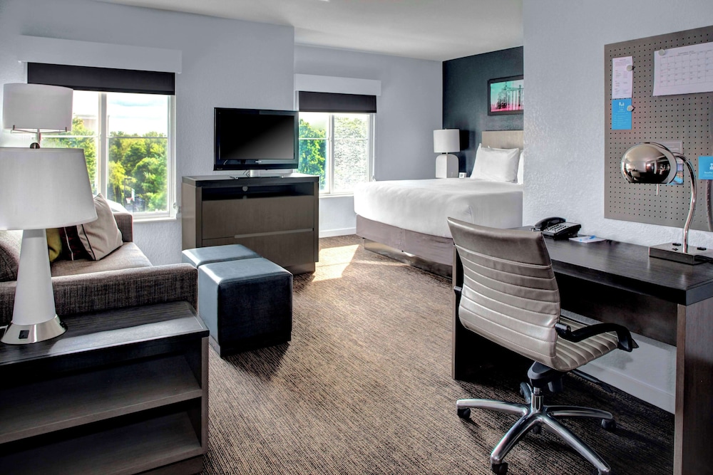Room, 1 Bedroom, Accessible, Bathtub - Photo 5