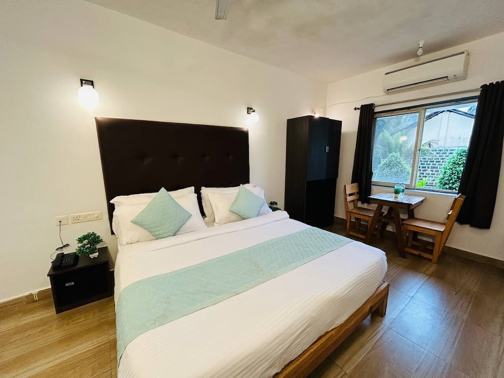 Deluxe Room - Photo 1