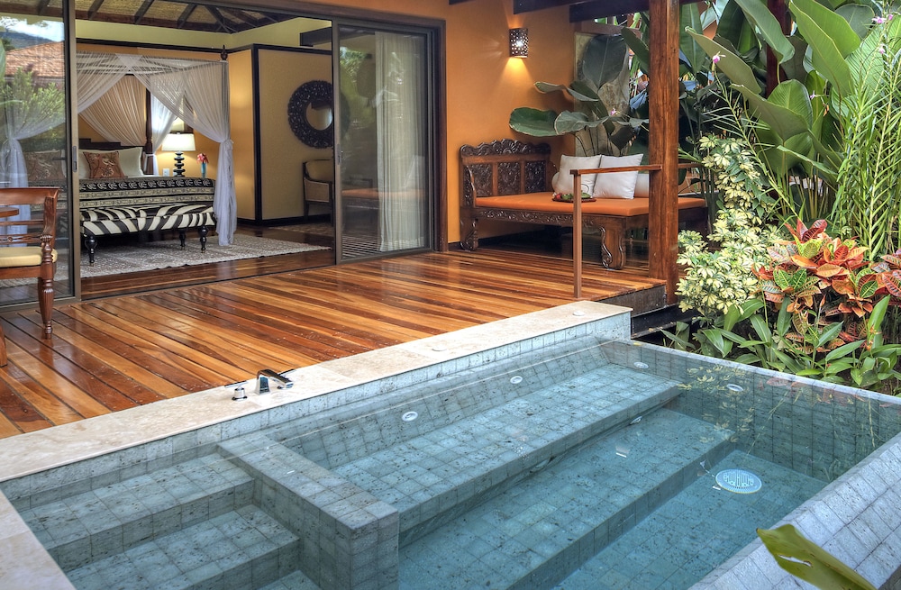 Springs Villa photo 2