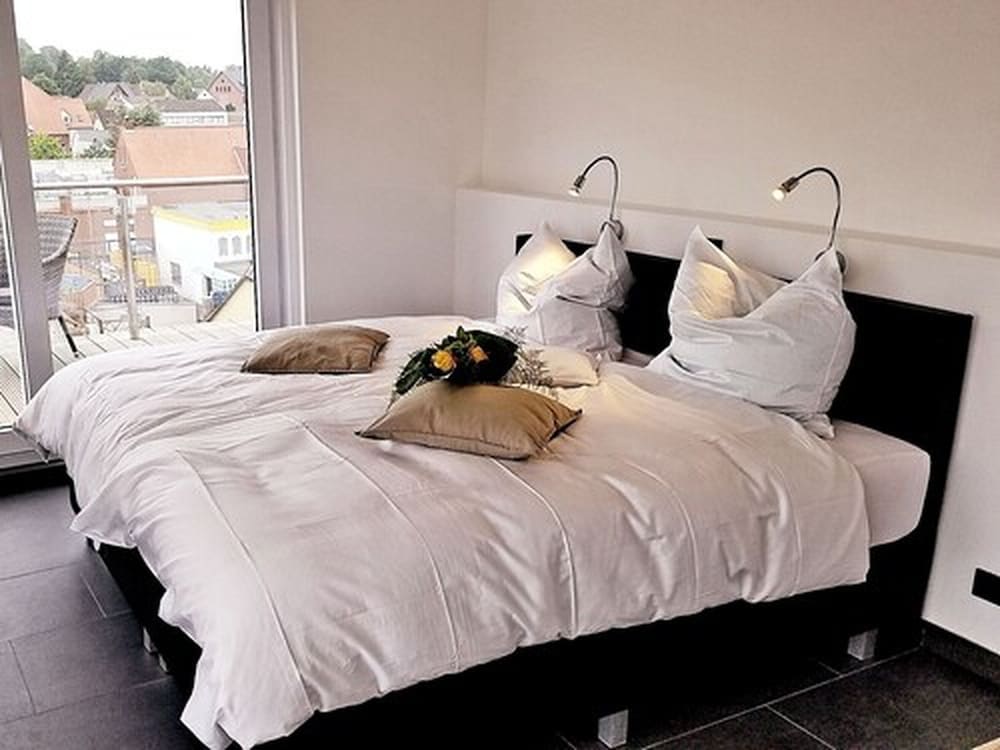 Panoramic Penthouse, 1 King Bed with Sofa bed, City View (Mini) photo 3