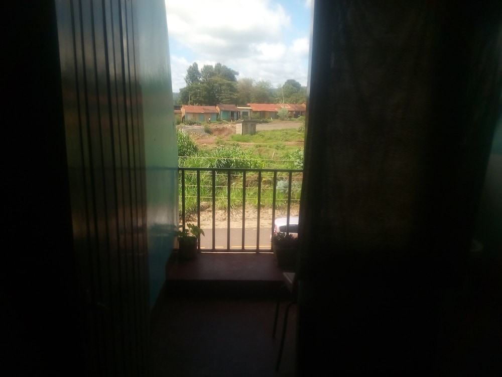 Comfort Room, Balcony photo 1