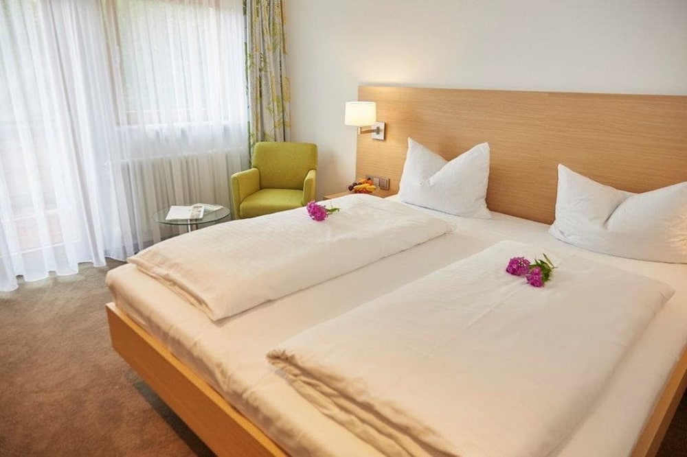 Double Room (Hirsch)