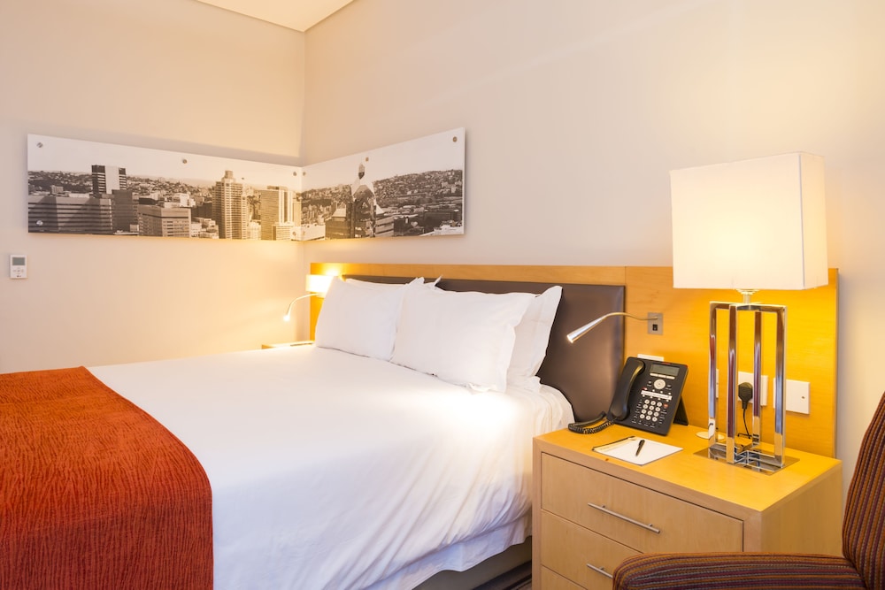 Room, 1 King Bed with Sofa bed, City View