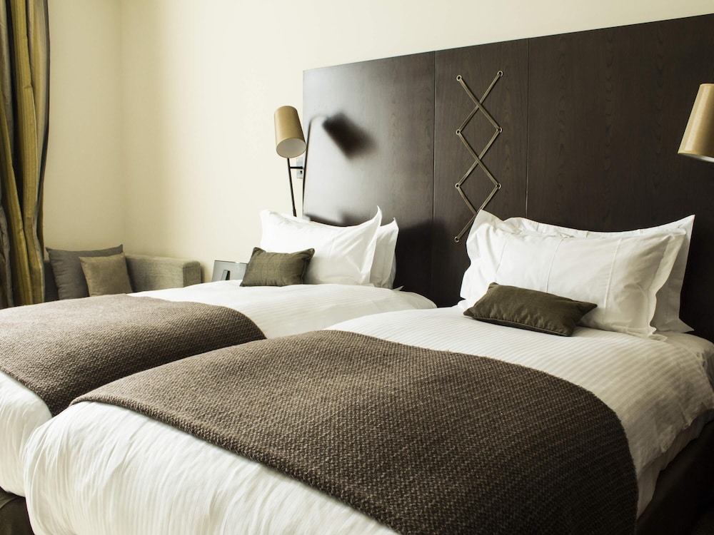 Luxury Room, 2 Twin Beds, River View
