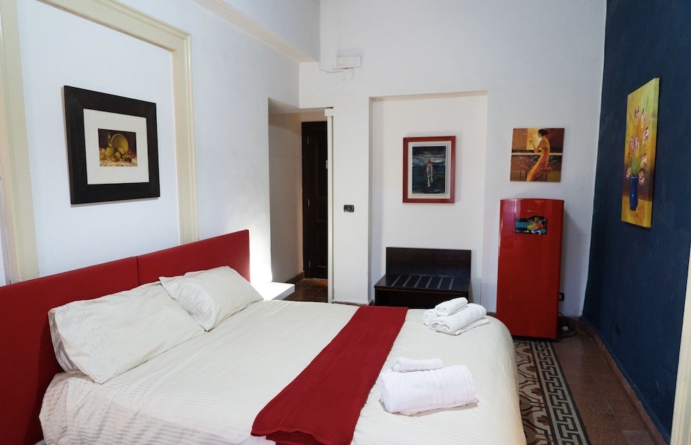 Double Room - Photo 15