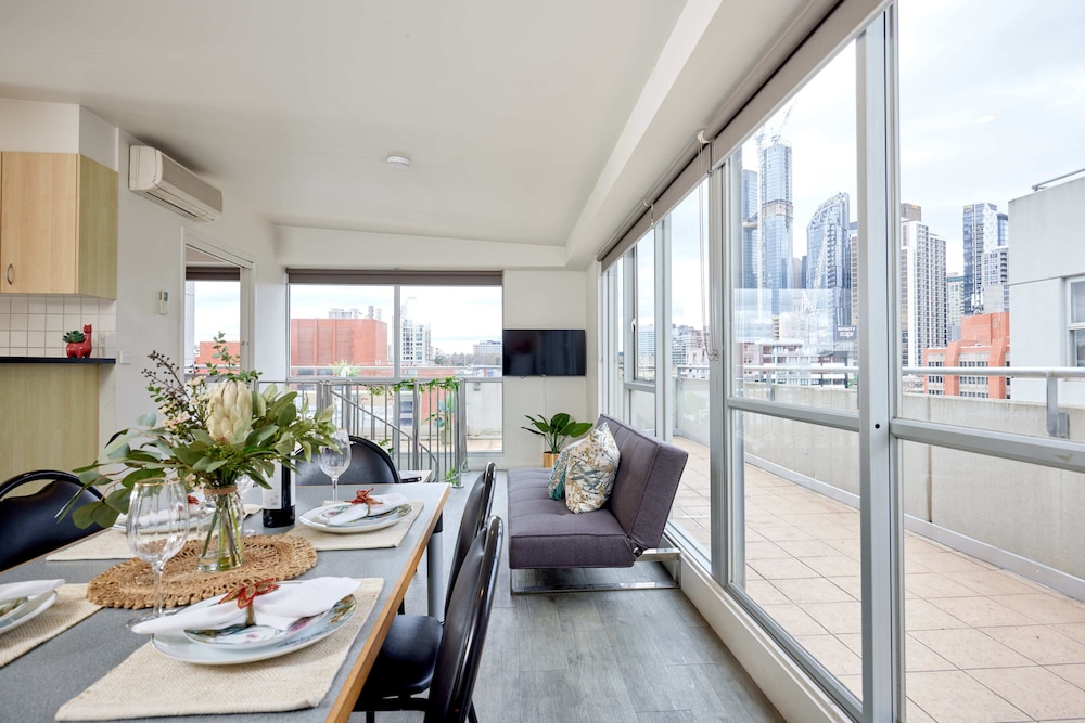 4 Bedrooms Apartment - Photo 4