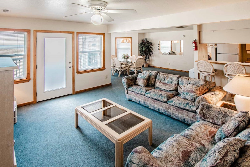 Suite, 1 Bedroom photo 2
