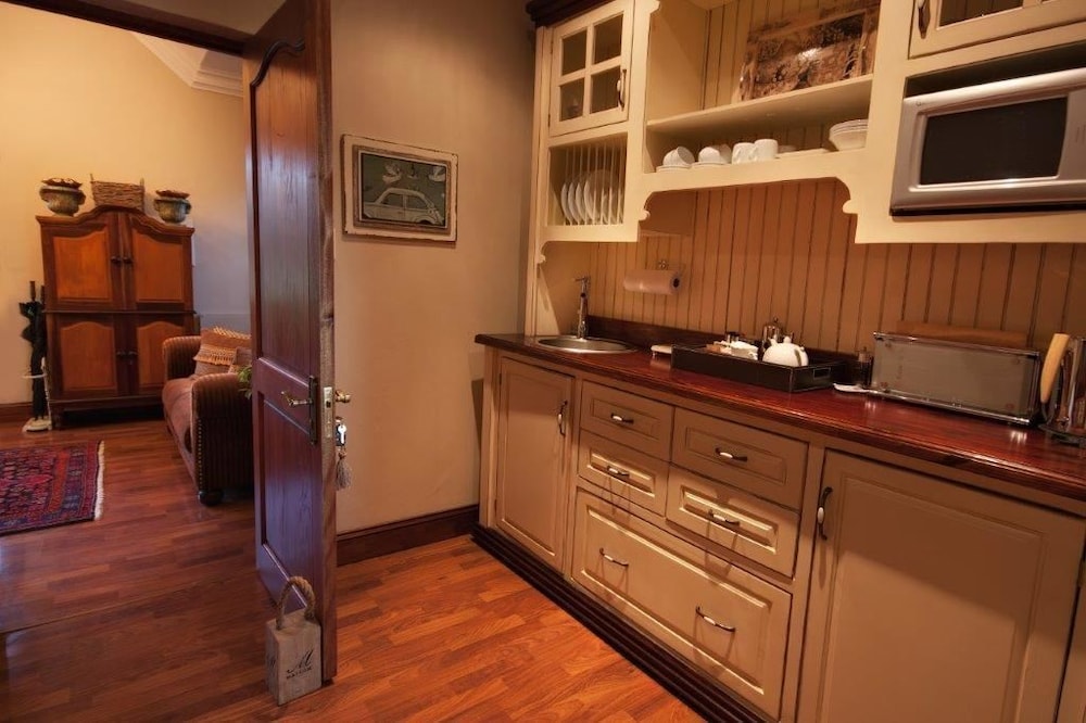 Luxury Suite, Accessible, Non Smoking photo 2