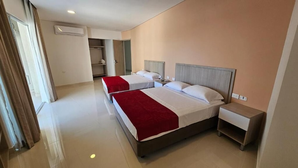 Superior Triple Room photo 3