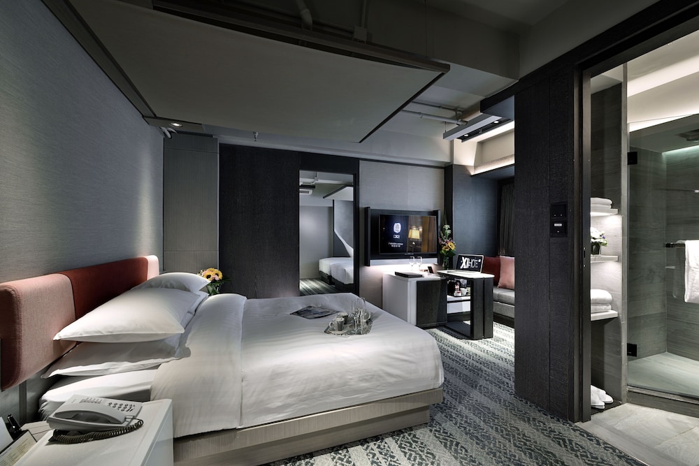 Deluxe Queen Room - Interconnecting photo 1