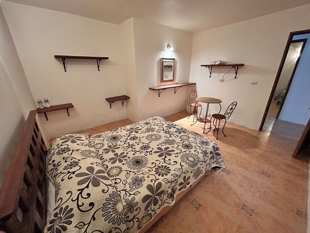Basic Room photo 3