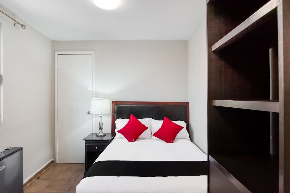 Economy Room photo 3