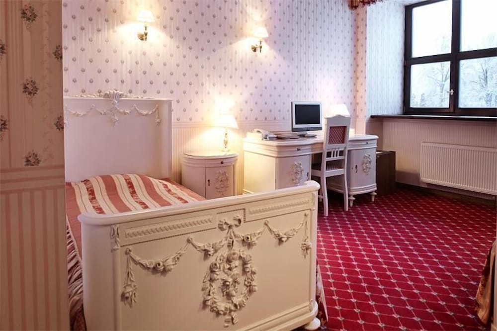 Superior Twin Room, 2 Twin Beds photo 3