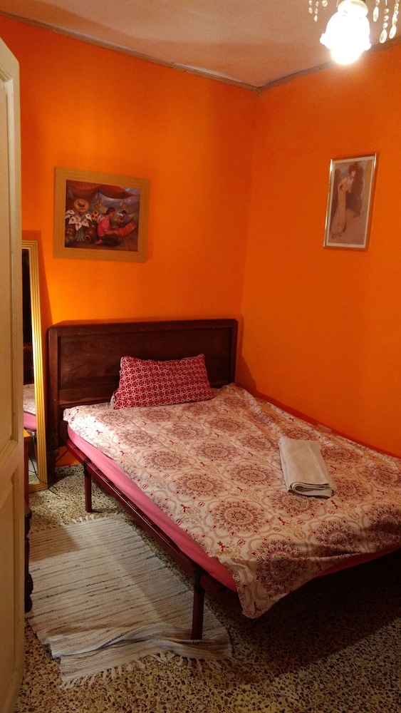 Single Room, Shared Bathroom