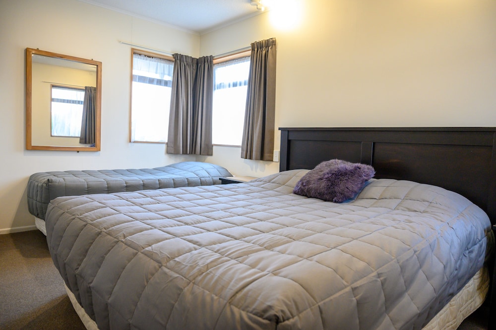 Family Suite, 1 Bedroom, Non Smoking, Kitchen photo 3