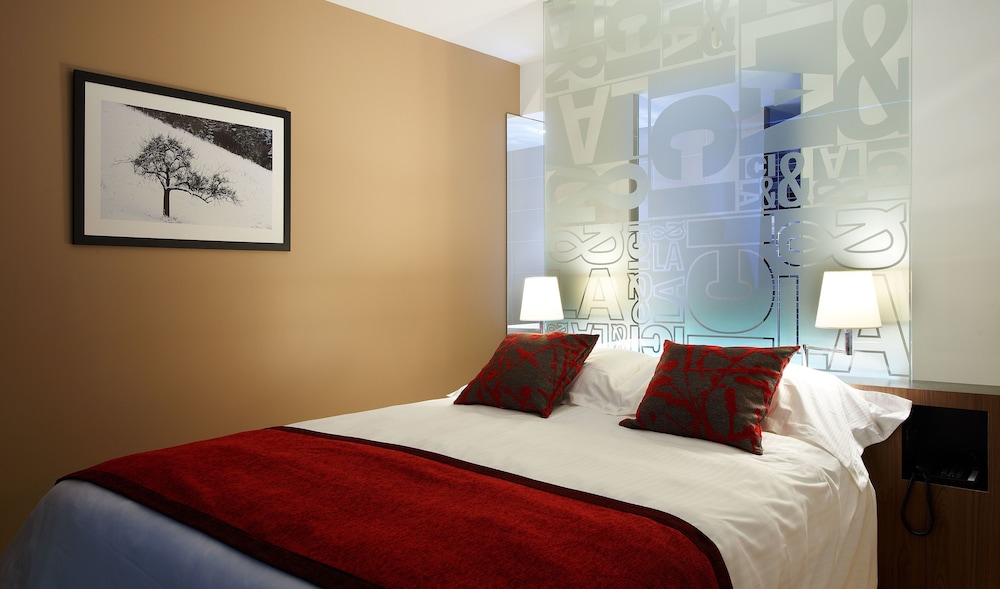 Privilege, Room, 1 Double Bed - Photo 3