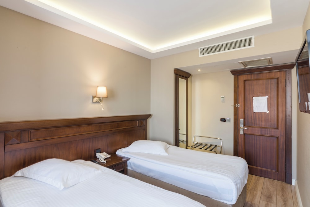 Standard Twin Room, 1 Bedroom photo 3