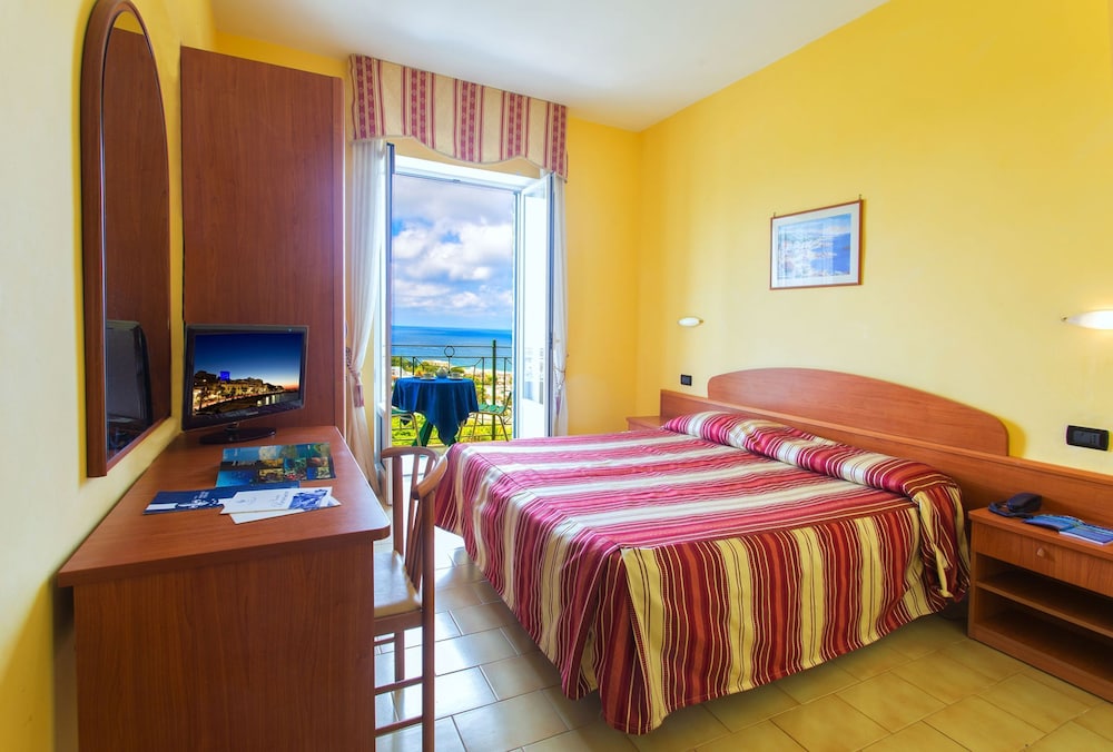 Comfort Triple Room - Photo 1