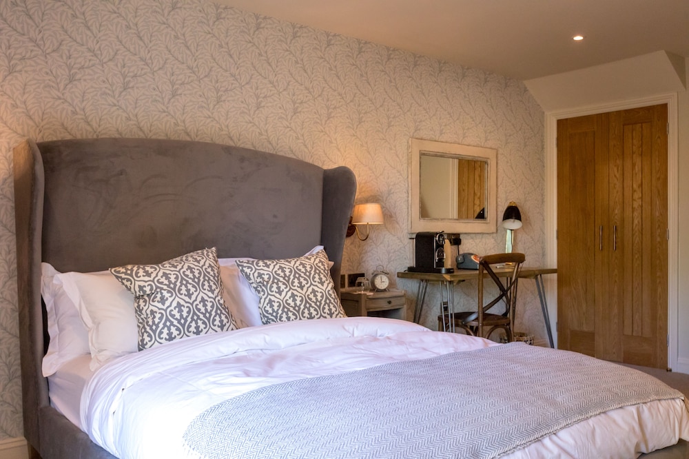 Deluxe Room, 1 Double Bed photo 2